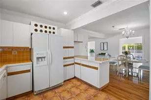 5685 SW 72nd Ave, Miami, FL 33143 - Photo 12