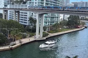 690 SW 1st Ct, Miami, FL 33130 - Photo 14