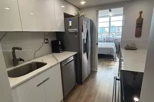 251 174th St, Sunny Isles Beach, FL 33160 - Photo 16