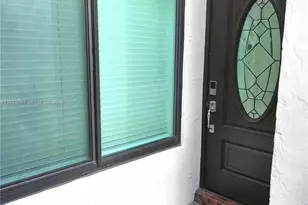9723 N New River Canal Rd, Plantation, FL 33324 - Photo 32