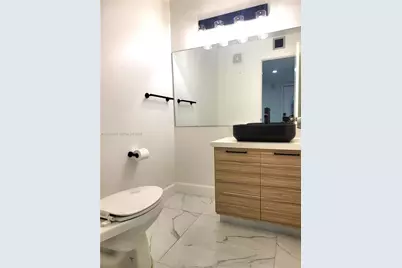 9723 N New River Canal Road #416, Plantation, FL 33324 - Photo 16