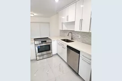 9723 N New River Canal Road #416, Plantation, FL 33324 - Photo 4