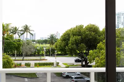 3625 N Country Club Dr #309, Aventura, FL 33180 - Photo 40