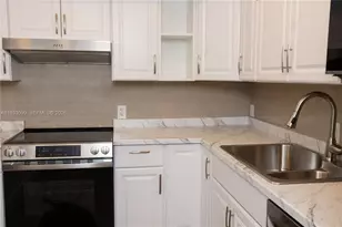 3625 N Country Club Dr, Aventura, FL 33180 - Photo 46