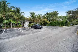 859 NE 90th St, Miami, FL 33138 - Photo 4
