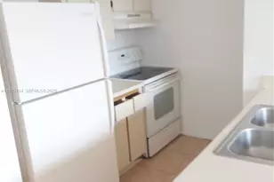 2501 Riverside Dr, Coral Springs, FL 33065 - Photo 6