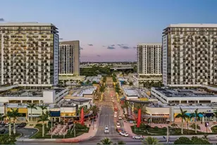 5300 Paseo Blvd, Doral, FL 33166 - Photo 2