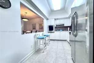 19390 Collins Ave, Sunny Isles Beach, FL 33160 - Photo 6