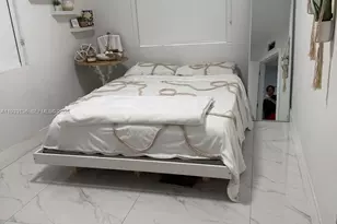 5168 E 8th Ln, Hialeah, FL 33013 - Photo 10