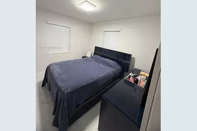 5168 E 8th Ln, Hialeah, FL 33013 - Photo 12