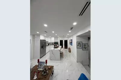 5168 E 8th Ln, Hialeah, FL 33013 - Photo 4