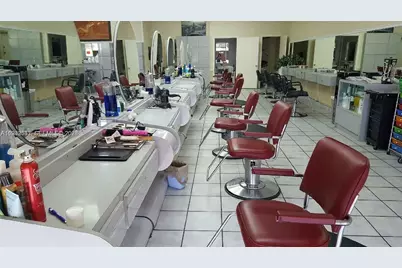 7140 & 7142 N Nob Hill Rd, Tamarac, FL 33321 - Photo 1