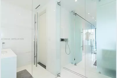 300 Biscayne Boulevard Way #1901, Miami, FL 33131 - Photo 34