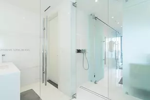 300 Biscayne Blvd Way, Miami, FL 33131 - Photo 34