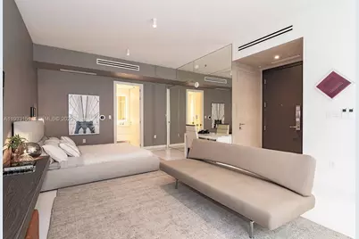 300 Biscayne Blvd Way #805, Miami, FL 33131 - Photo 4