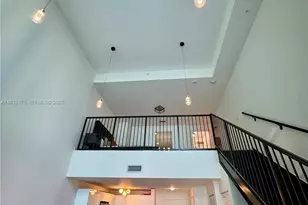 300 S Biscayne Blvd, Miami, FL 33131 - Photo 20