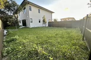 306 NW 11th Ct, Florida City, FL 33034 - Photo 16