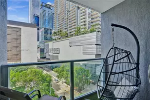 31 SE 6th St, Miami, FL 33131 - Photo 24