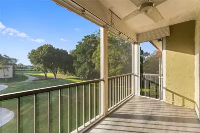 8901 S Hollybrook Blvd #303, Pembroke Pines, FL 33025 - Photo 16