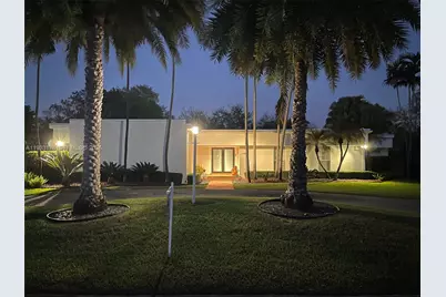 17025 SW 80th Ct, Palmetto Bay, FL 33157 - Photo 2