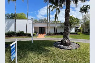 17025 SW 80th Ct, Palmetto Bay, FL 33157 - Photo 2