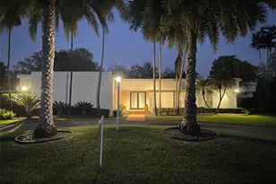 17025 SW 80th Ct, Palmetto Bay, FL 33157 - Photo 1