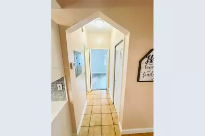 540 15th St #203, Miami Beach, FL 33139 - Photo 16