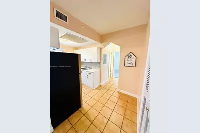 540 15th St #203, Miami Beach, FL 33139 - Photo 10