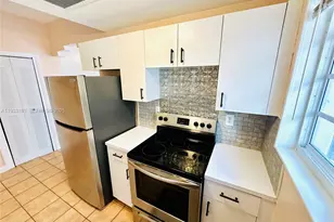 540 15th St, Miami Beach, FL 33139 - Photo 14