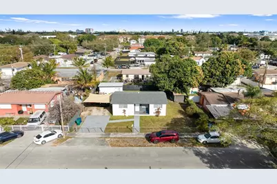 7625 NW 14th Ct, Miami, FL 33147 - Photo 4