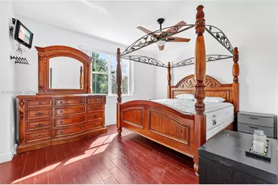 10934 SW 247th Ter, Homestead, FL 33032 - Photo 14