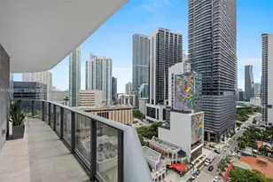 45 SW 9th St, Miami, FL 33130 - Photo 26