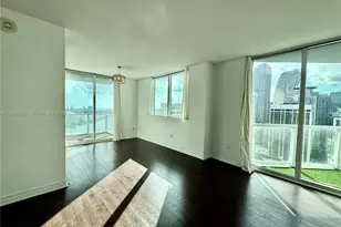 253 NE 2nd St 2 2+ Lrg Den, Miami, FL 33132 - Photo 8