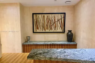 253 NE 2nd St 2 2+ Lrg Den, Miami, FL 33132 - Photo 32