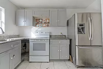 1337 NW 77th St, Miami, FL 33147 - Photo 28