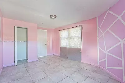 1337 NW 77th St, Miami, FL 33147 - Photo 48