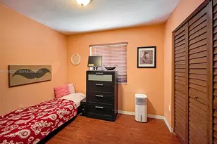 18003 SW 153rd Pl, Miami, FL 33187 - Photo 10