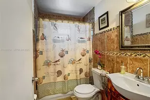 18003 SW 153rd Pl, Miami, FL 33187 - Photo 8