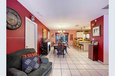 18003 SW 153rd Pl, Miami, FL 33187 - Photo 4