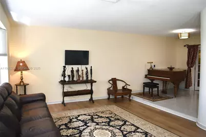 1731 N 54th Ave, Hollywood, FL 33021 - Photo 4