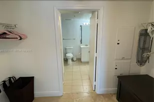 1750 N Bayshore Dr, Miami, FL 33132 - Photo 16