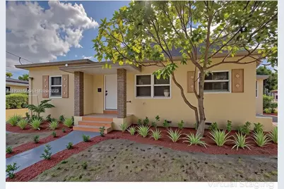 1080 NE 145th St, North Miami, FL 33161 - Photo 4