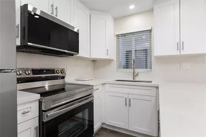 3101 SW 27th Ave #204, Miami, FL 33133 - Photo 10