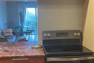 215 SE 3rd Ave, Hallandale Beach, FL 33009 - Photo 2