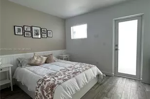 1035 Euclid Ave, Miami Beach, FL 33139 - Photo 10