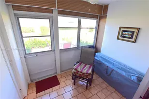 2666 Emory Dr E, West Palm Beach, FL 33415 - Photo 16