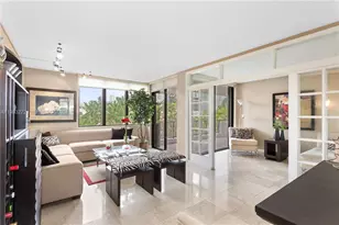 1581 Brickell Ave, Miami, FL 33129 - Photo 4