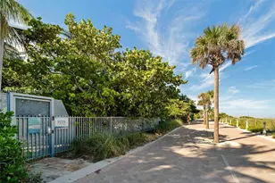 5055 Collins Ave, Miami Beach, FL 33140 - Photo 44