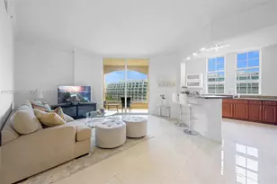 3001 NE 185th St, Aventura, FL 33180 - Photo 10