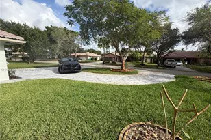 1218 NW 111th Ave, Coral Springs, FL 33071 - Photo 10